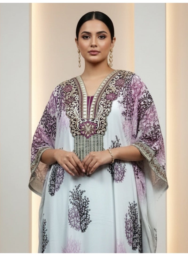 الايا كفتان شيفون مطرز يدوياً بشيكانكاري - Image 3